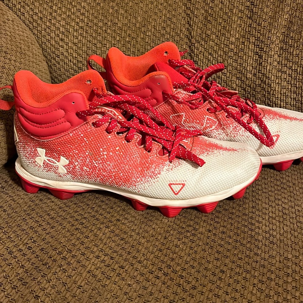 UA Cleats men’s 9